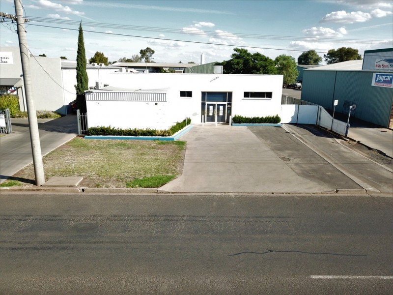 30 Bridge Road, Griffith NSW 2680