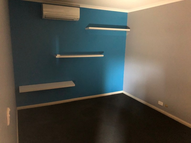 30 Bridge Road, Griffith NSW 2680