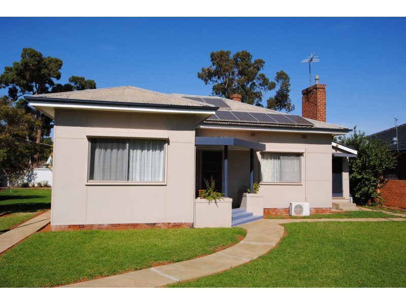 2 Gallipoli Street, Griffith NSW 2680