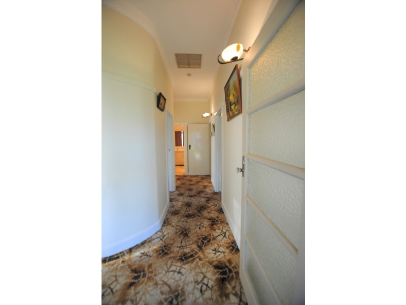 2 Gallipoli Street, Griffith NSW 2680