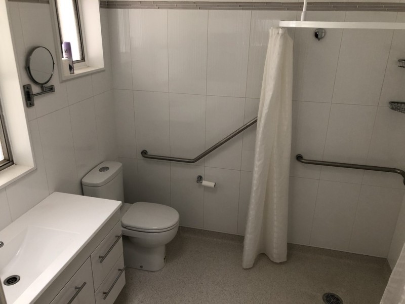 6 EAST STREET, Yoogali NSW 2680