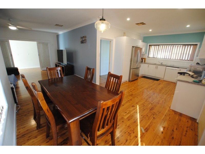 46 Mirrool Avenue, Yenda NSW 2681