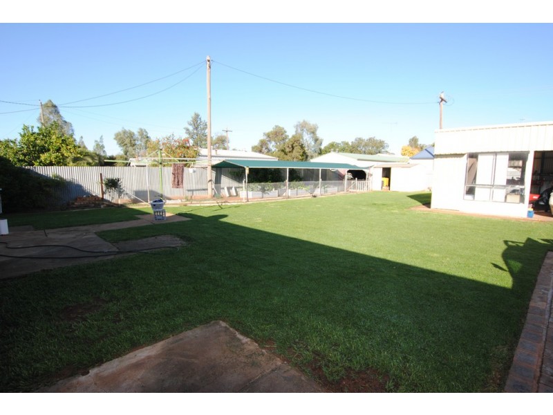 46 Mirrool Avenue, Yenda NSW 2681