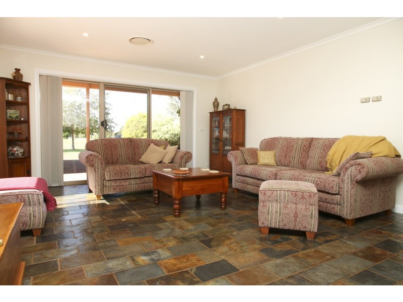 1186 Walla Avenue, Griffith NSW 2680