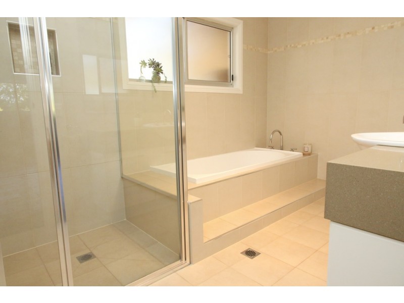 1186 Walla Avenue, Griffith NSW 2680