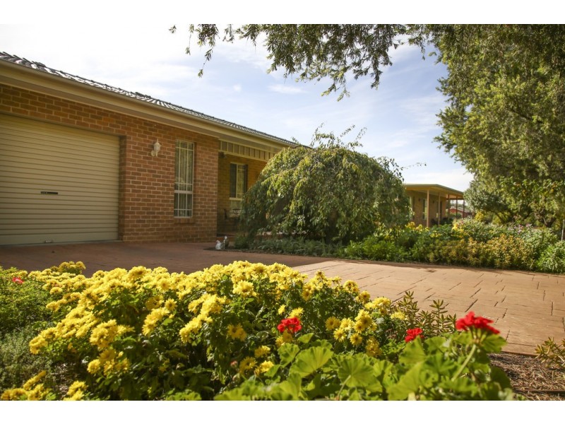 1186 Walla Avenue, Griffith NSW 2680