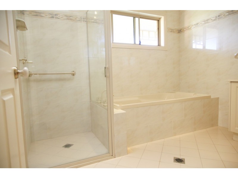 1186 Walla Avenue, Griffith NSW 2680