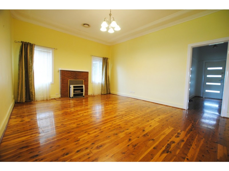 64 Coolah Street, Griffith NSW 2680