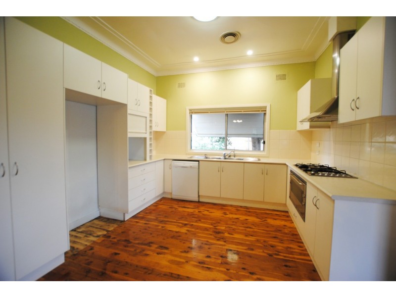 64 Coolah Street, Griffith NSW 2680