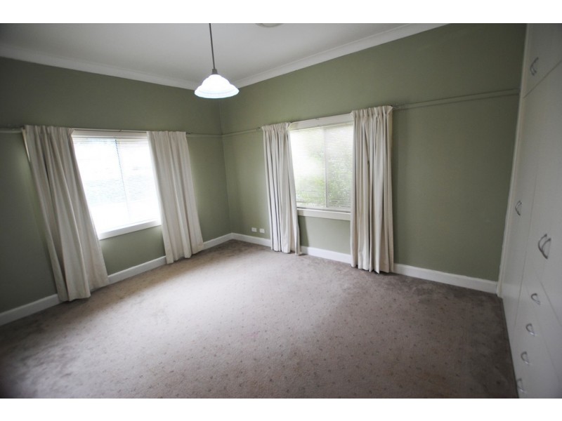 64 Coolah Street, Griffith NSW 2680