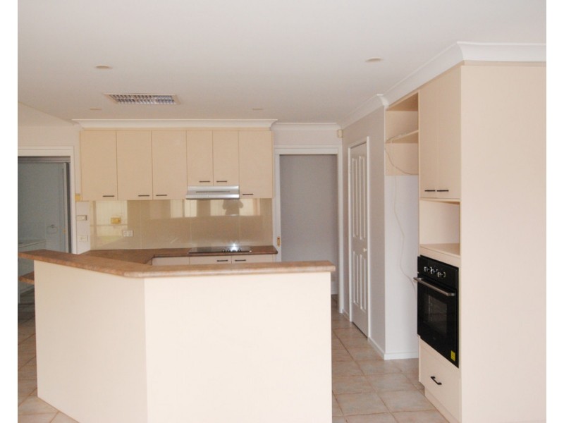 1 Innisvale Court, Griffith NSW 2680