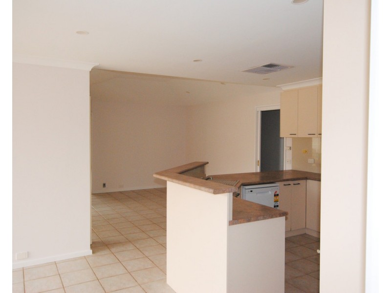 1 Innisvale Court, Griffith NSW 2680