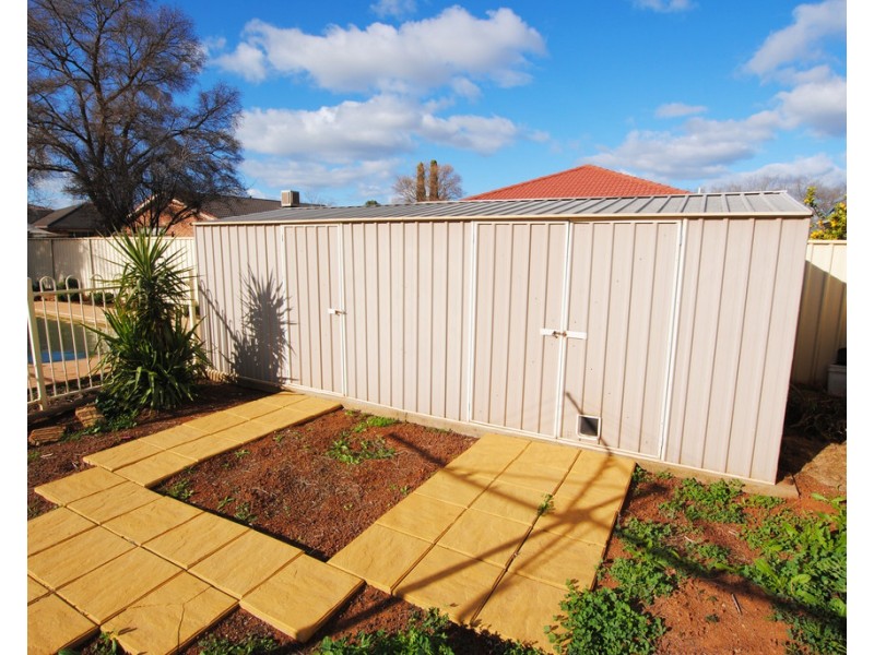 1 Innisvale Court, Griffith NSW 2680