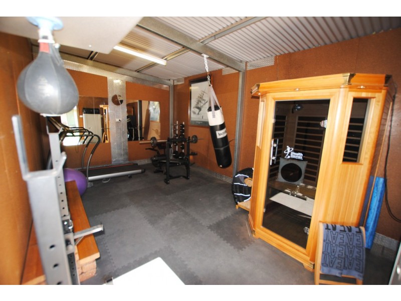 2-4 Moore Street, Hillston NSW 2675