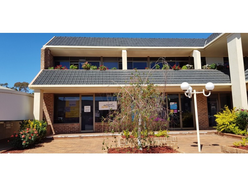 1/136 YAMBIL STREET, Griffith NSW 2680