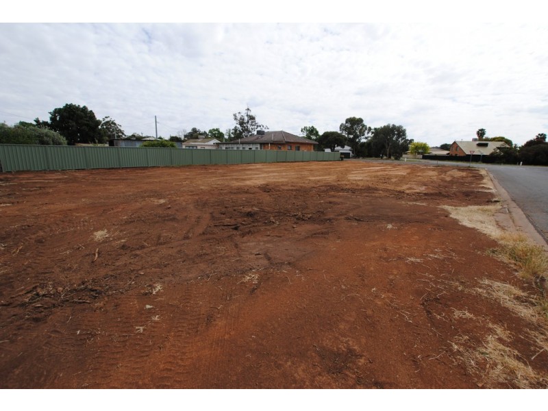 24 Yarran Street, Hanwood NSW 2680