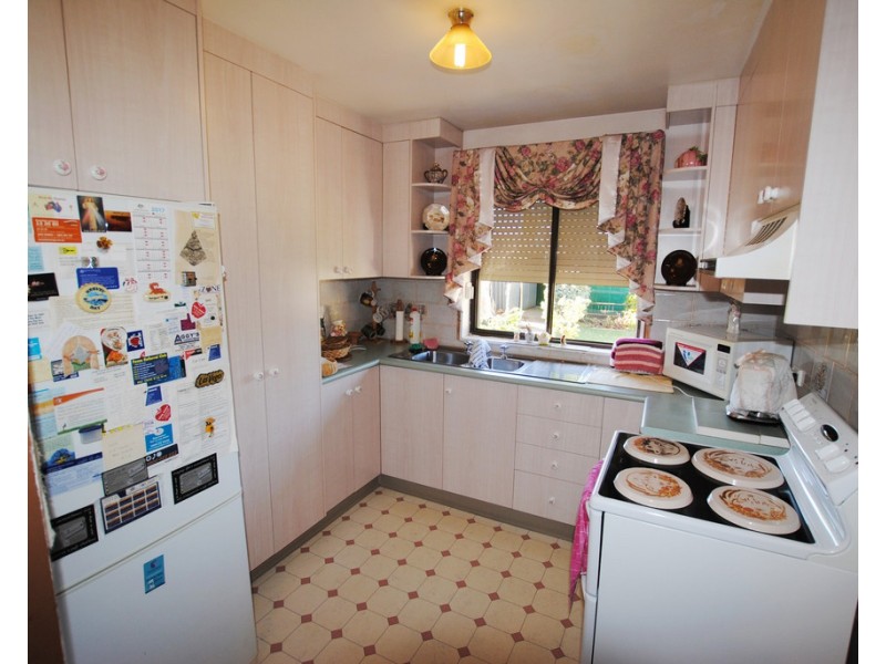 14 PARKINSON CRESCENT, Griffith NSW 2680