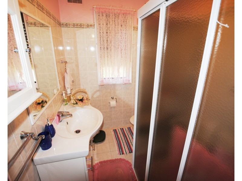 14 PARKINSON CRESCENT, Griffith NSW 2680