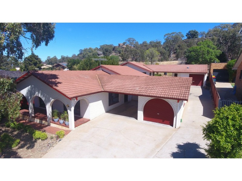 28 Doolan Crescent, Griffith NSW 2680