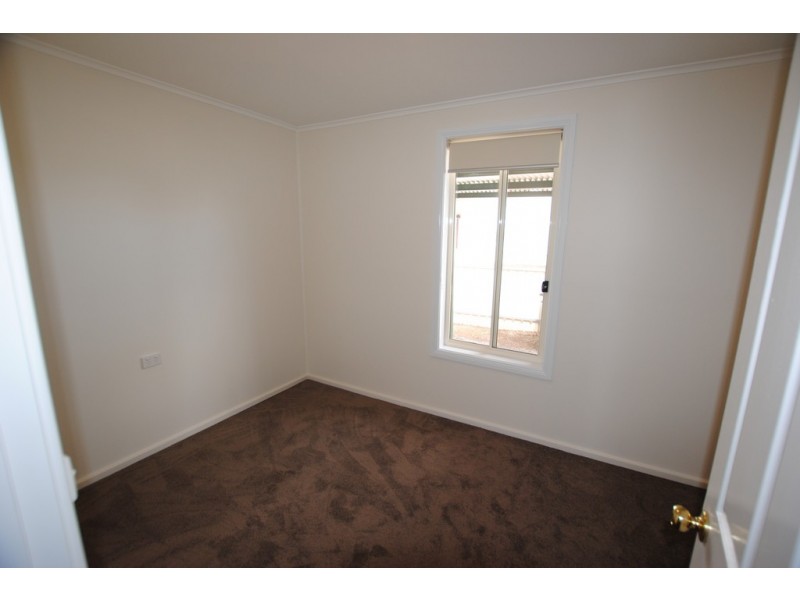 4 SOUTH AVENUE, Yenda NSW 2681