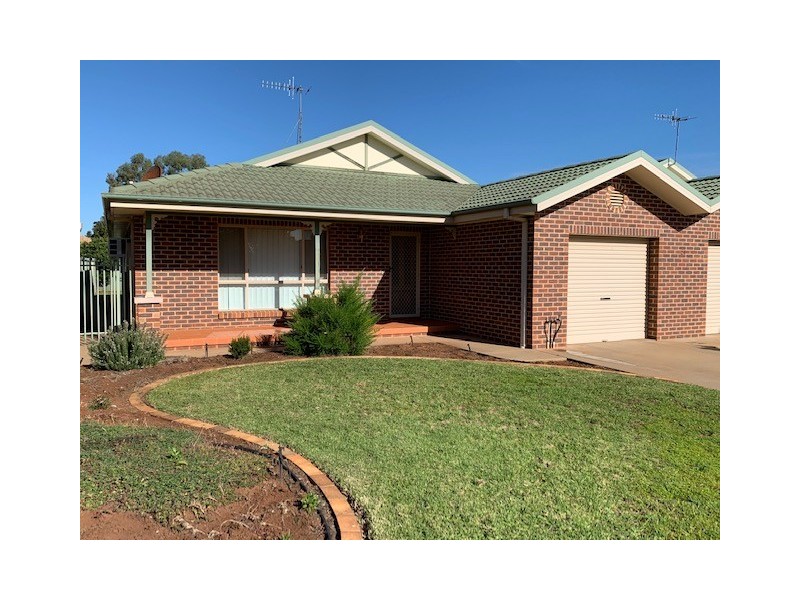 1/24 Dickson Road, Griffith NSW 2680