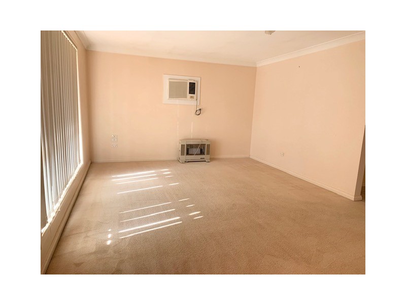 1/24 Dickson Road, Griffith NSW 2680