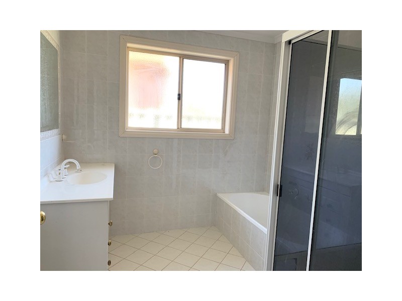 1/24 Dickson Road, Griffith NSW 2680