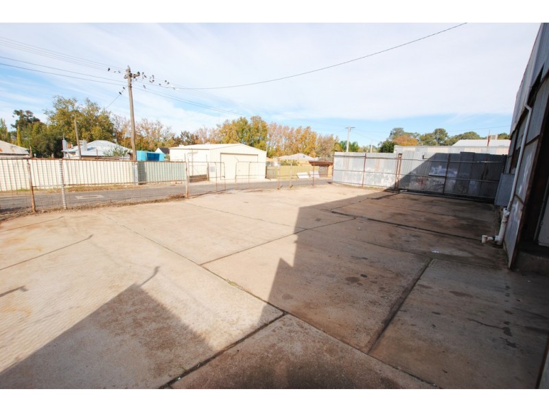 Shed 28-30 Benerembah Street, Griffith NSW 2680