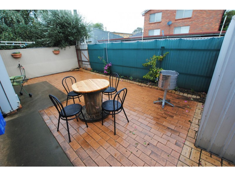 8 Collarene, Griffith NSW 2680