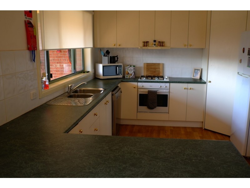 2 Boomerang Street, Rankins Springs NSW 2669