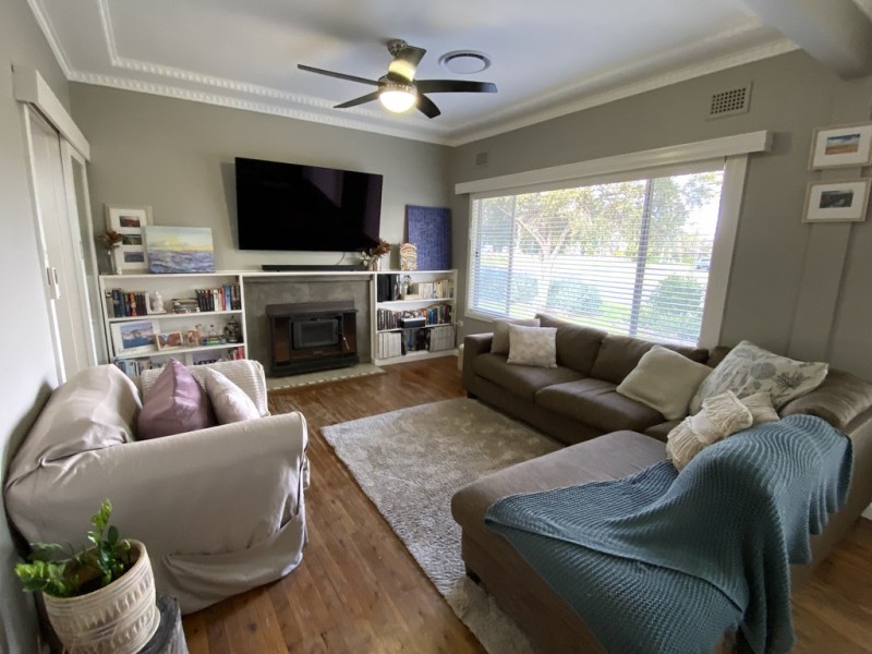 14 Carinya Street, Griffith NSW 2680