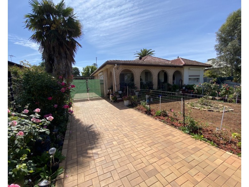 51 Cutler Avenue, Griffith NSW 2680