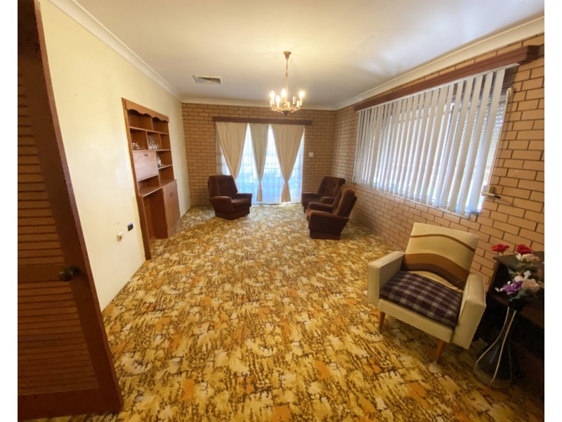 51 Cutler Avenue, Griffith NSW 2680