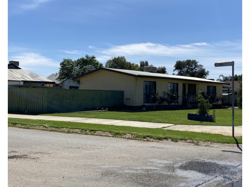 41 Campbell Street, Darlington Point NSW 2706