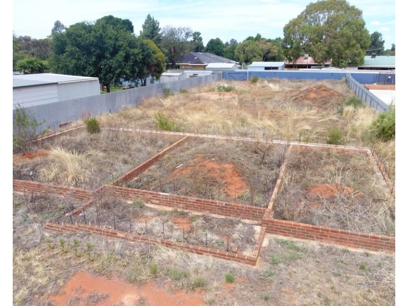 25 Bunyip Street, Goolgowi NSW 2652