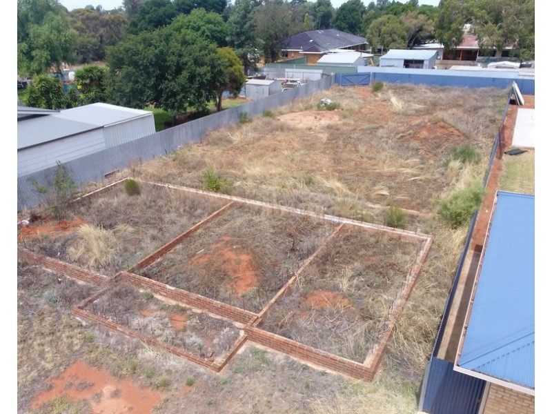 25 Bunyip Street, Goolgowi NSW 2652