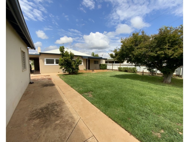 9 Gallipoli Street, Griffith NSW 2680