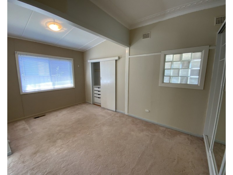 44 Edmondson Avenue, Griffith NSW 2680