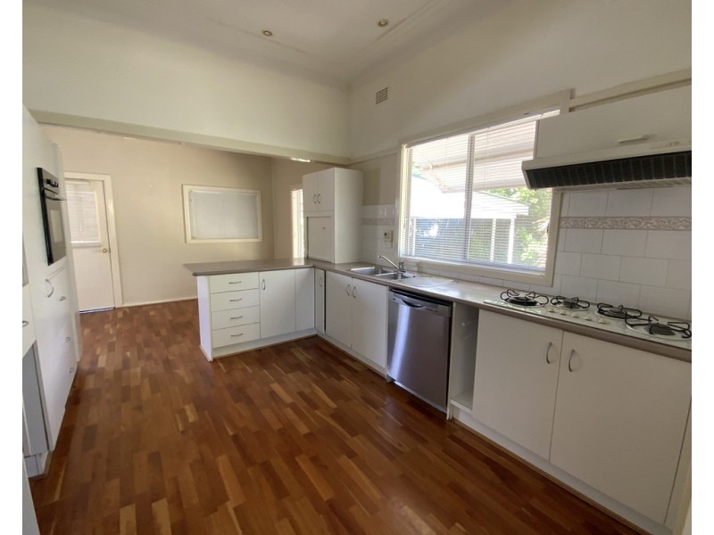 44 Edmondson Avenue, Griffith NSW 2680