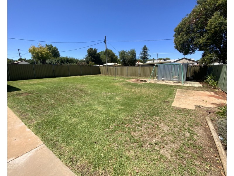 44 Edmondson Avenue, Griffith NSW 2680