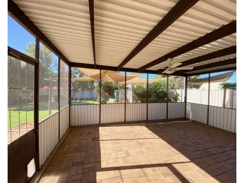 41 BLUMER AVENUE, Griffith NSW 2680