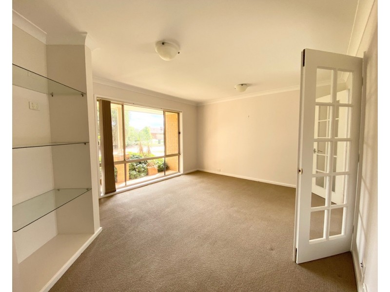 1 INNISVALE COURT, Griffith NSW 2680