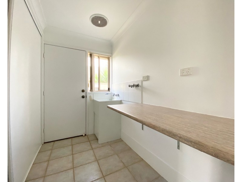 1 INNISVALE COURT, Griffith NSW 2680