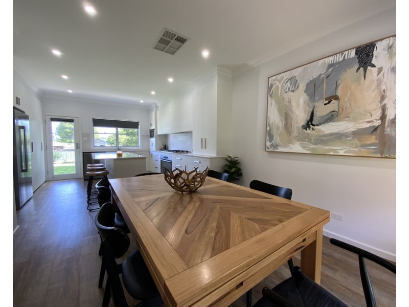 16 Thorby Crescent, Griffith NSW 2680