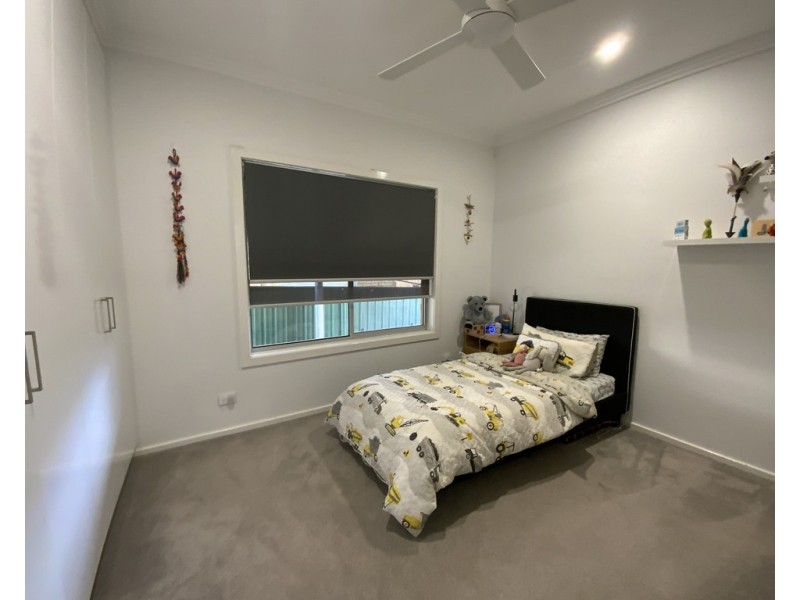 16 Thorby Crescent, Griffith NSW 2680