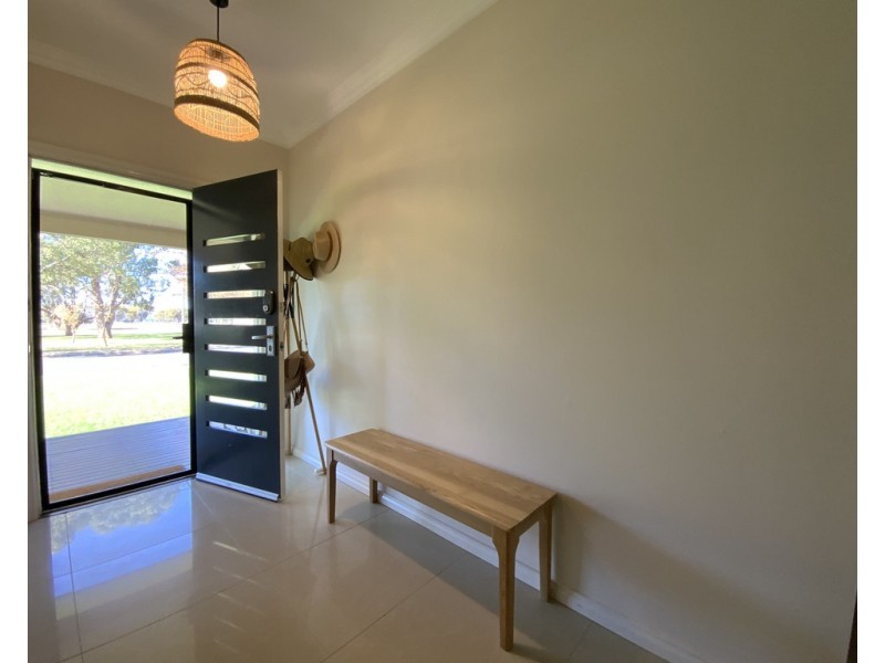 16 Young Street, Beelbangera NSW 2680