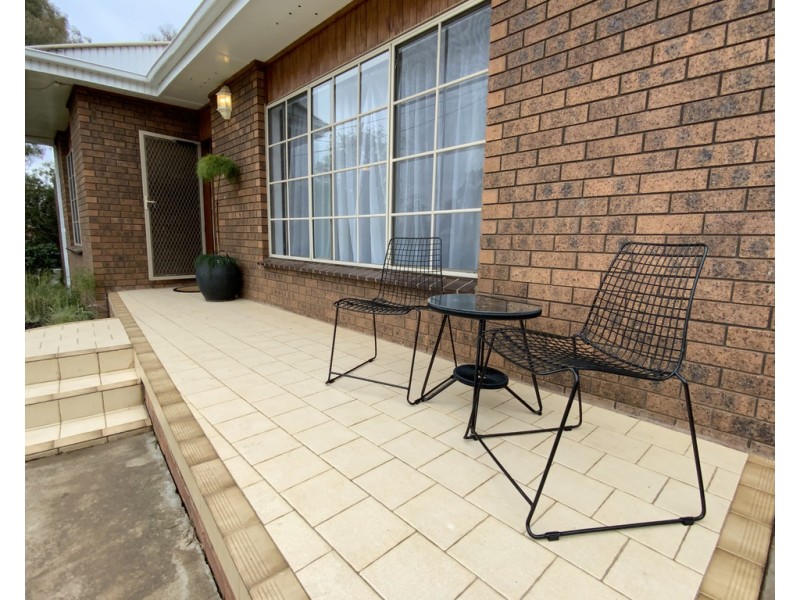 7 Youll Street, Griffith NSW 2680