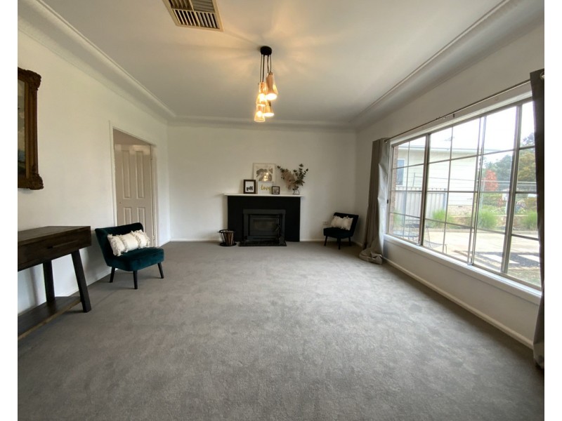 7 Youll Street, Griffith NSW 2680