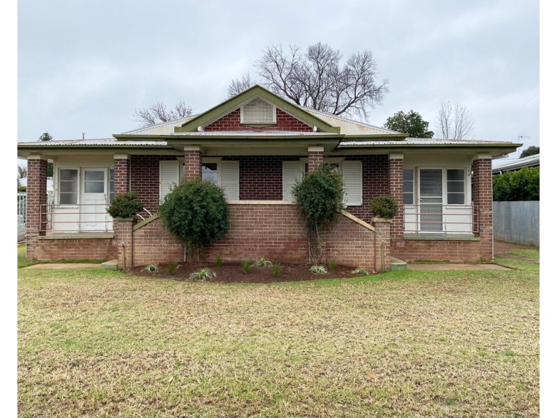 21 HYANDRA STREET, Griffith NSW 2680