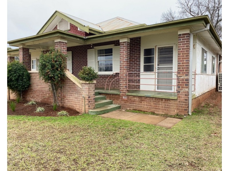 21 HYANDRA STREET, Griffith NSW 2680